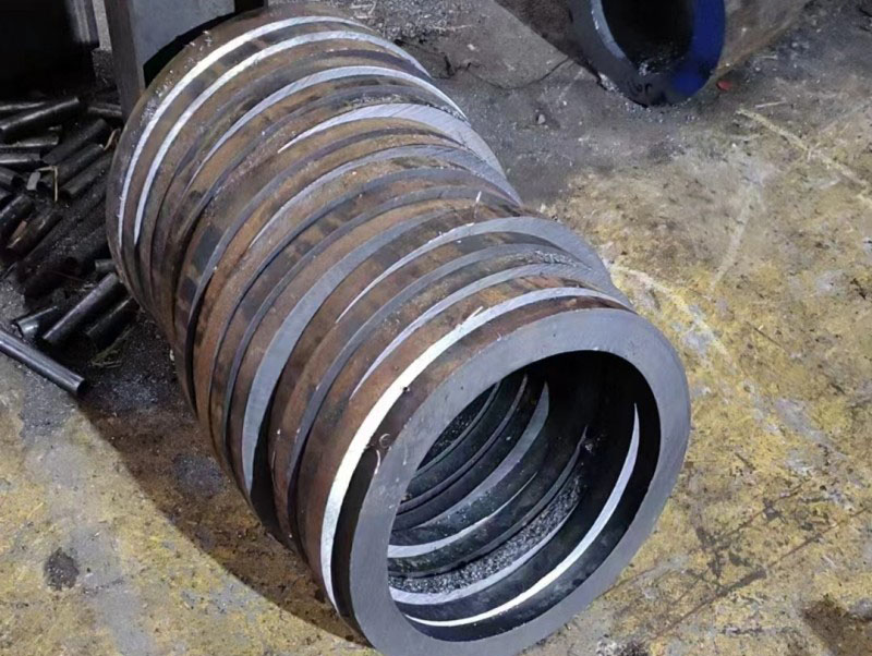 宣威30CrMo无缝钢管切割